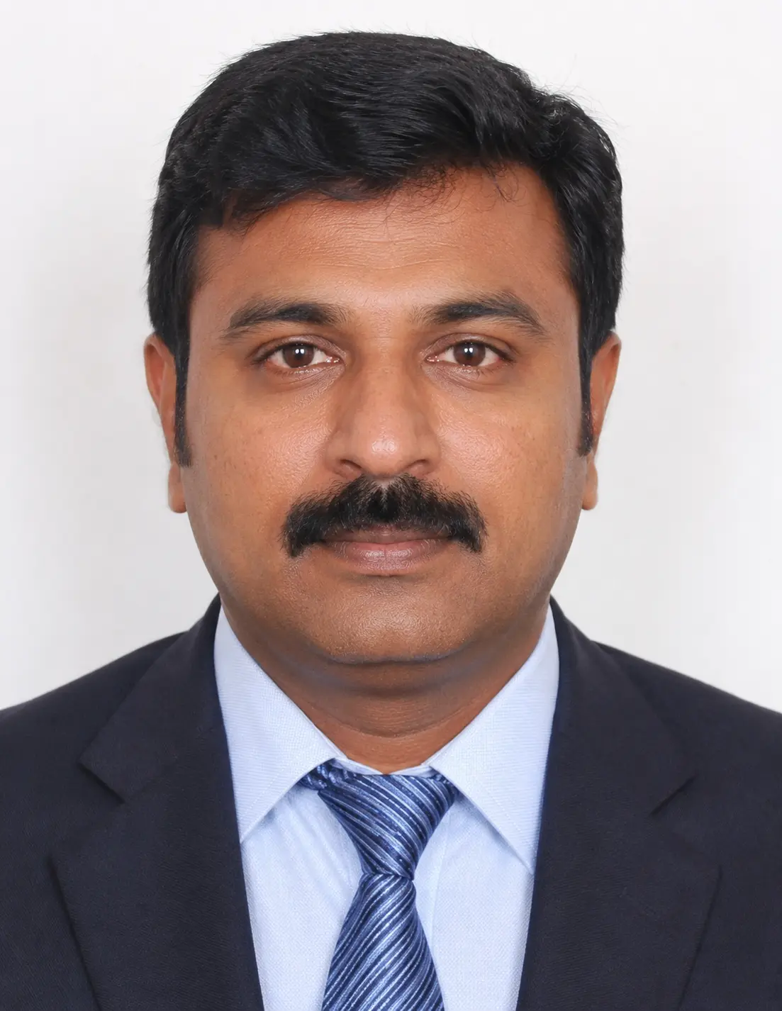 Karthick is a Desktop Support Engineer with hands-on experience in troubleshooting hardware and software issues, system deployment, and end-user support.